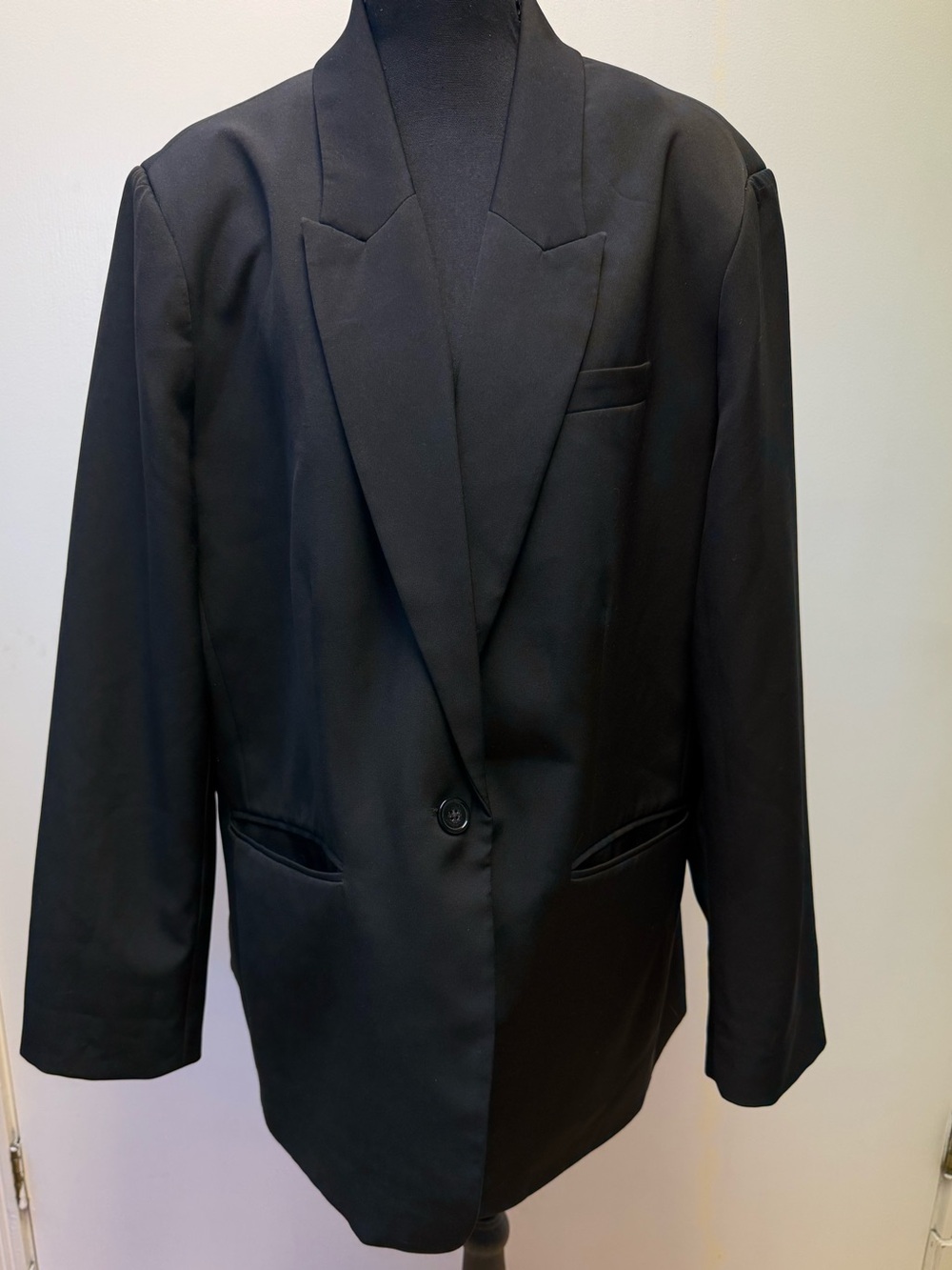 Scoop Classic Oversized Women’s Black Blazer - Timeless Tailored Style size 20